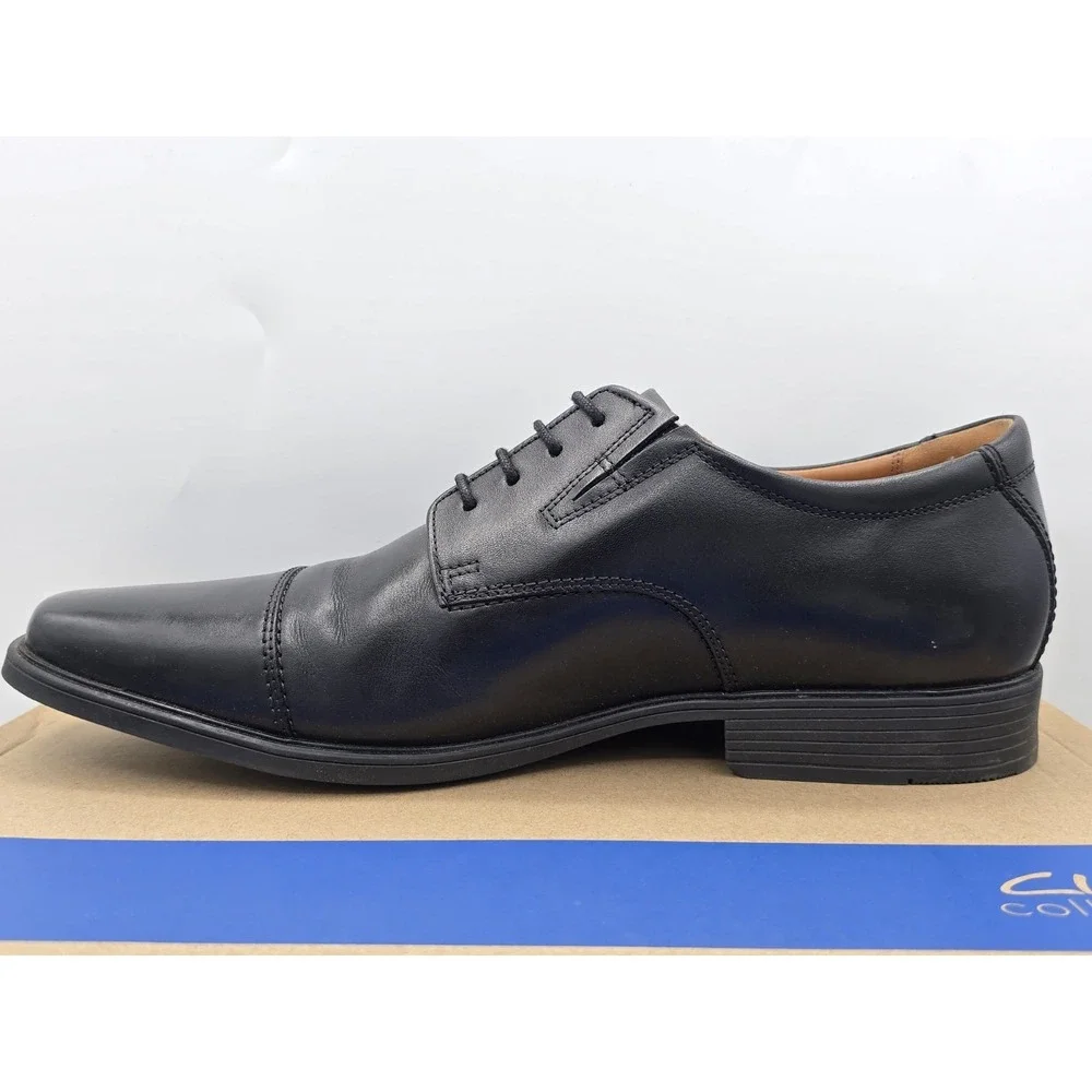 Clarks this listing
